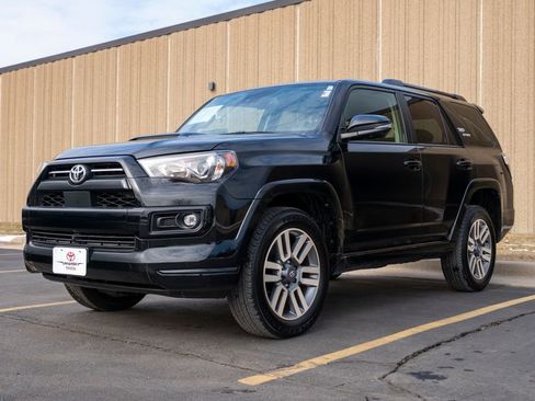 Used 2023 Toyota 4Runner TRD Sport image 4
