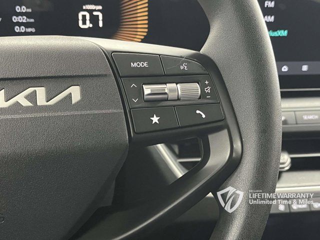 Used 2025 Kia K4 FWD image 30