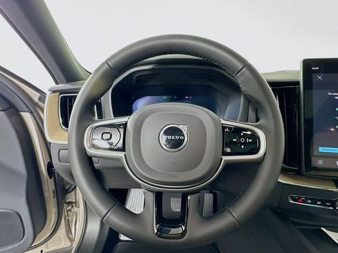 Used 2026 Volvo XC60 B5 Plus w/ Protection Package Premier AWD/4WD image 18