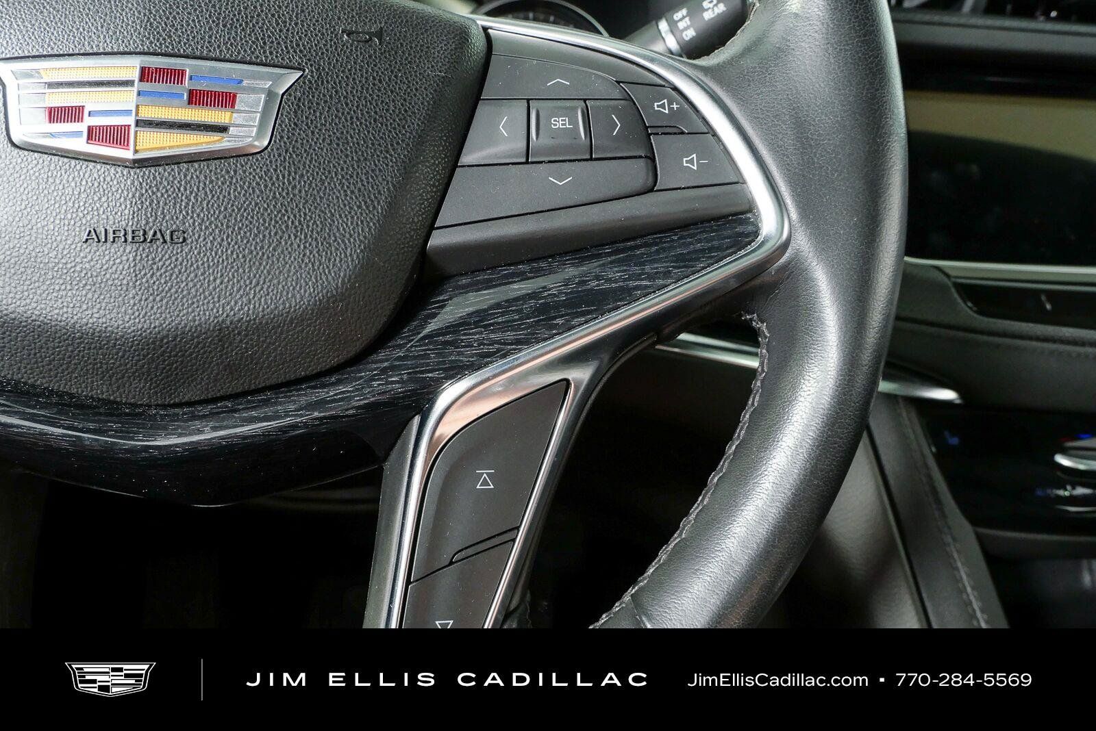 Used 2023 Cadillac XT5 Premium Luxury w/ Technology Package FWD image 12