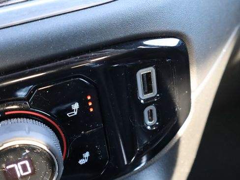 Used 2022 Chevrolet Silverado 1500 RST w/ All Star Edition Plus image 29