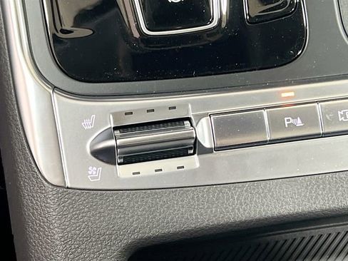 New 2026 Kia Carnival SX image 21