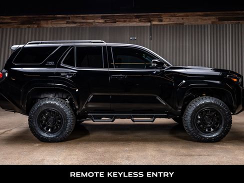 Used 2025 Toyota 4Runner TRD Sport image 11