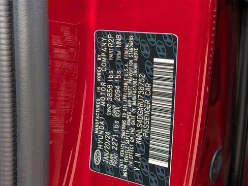 Certified 2024 Hyundai Elantra SEL w/ Convenience Package image 34