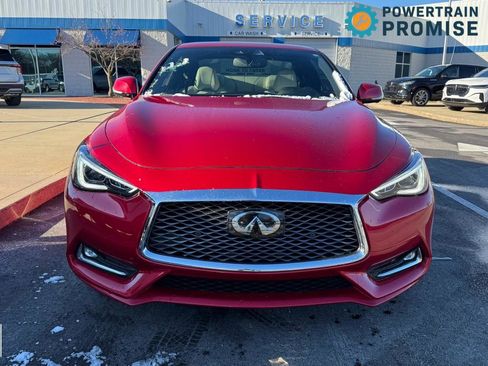 Used 2017 INFINITI Q60 Red Sport 400 image 2