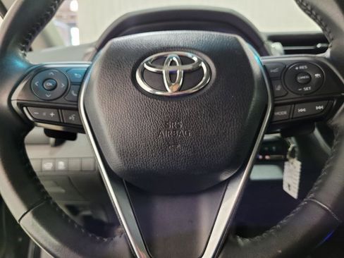 Used 2020 Toyota Camry SE image 27