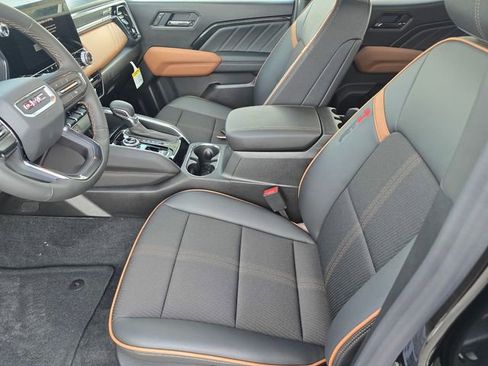 New 2026 GMC Canyon AT4 AWD/4WD image 17