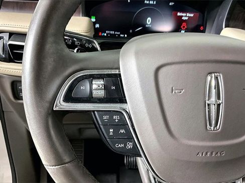 Used 2021 Lincoln Nautilus Reserve w/ Equipment Group 201A image 11