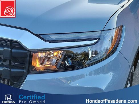 Certified 2025 Honda Ridgeline RTL image 28