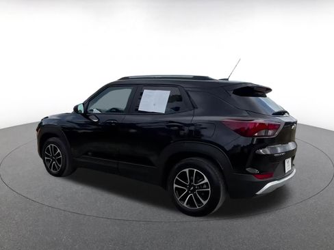 Used 2025 Chevrolet TrailBlazer LT image 10