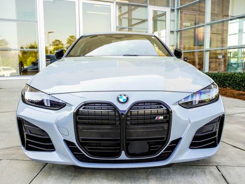 Used 2025 BMW M440i Coupe w/ Premium Package image 7