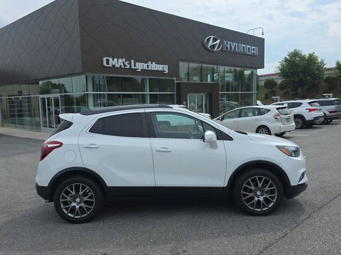 Used 2019 Buick Encore Sport Touring w/ Safety Package AWD/4WD image 5
