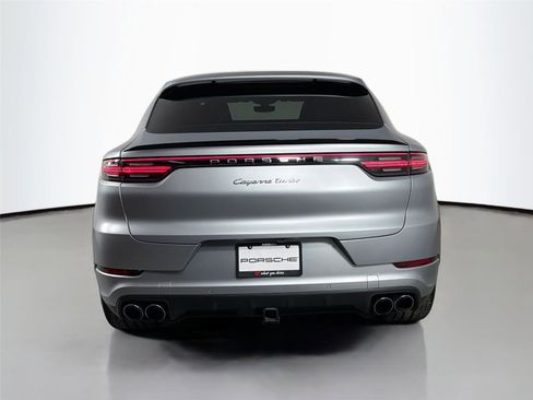 Certified 2021 Porsche Cayenne Turbo AWD/4WD image 6