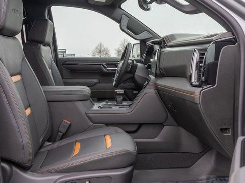 New 2026 GMC Sierra 1500 AT4 w/ AT4 Premium Package image 7