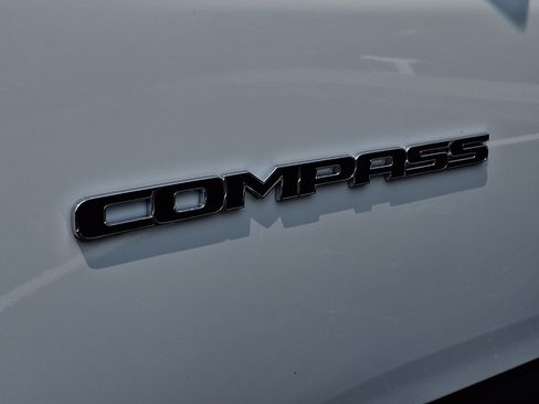 New 2026 Jeep Compass Limited AWD/4WD image 17