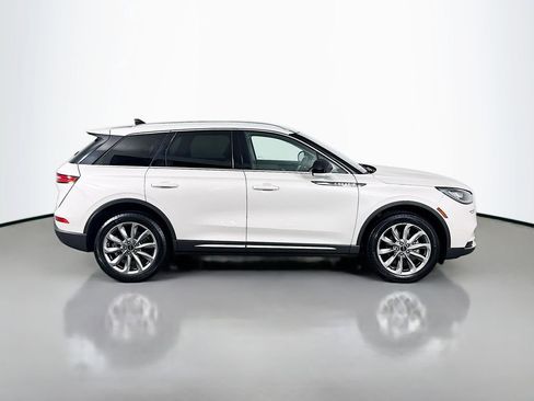 Used 2022 Lincoln Corsair FWD w/ Premium Package image 4