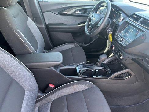 Used 2023 Chevrolet TrailBlazer LS image 12
