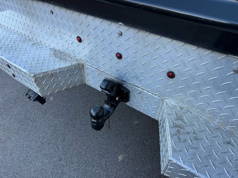 Used 2013 Ford F450 Lariat w/ Lariat Interior Pkg image 23