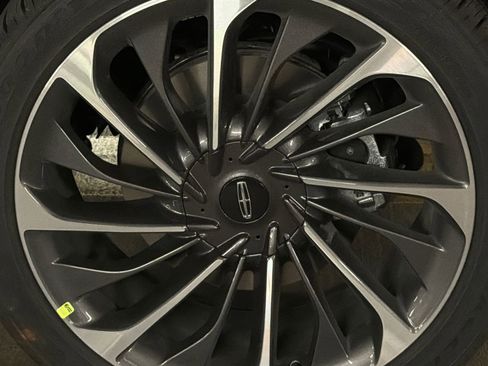 New 2026 Lincoln Aviator Reserve image 5