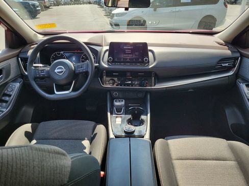 Used 2023 Nissan Rogue SV AWD/4WD image 11
