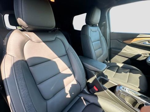 Used 2023 Chevrolet TrailBlazer ACTIV w/ Convenience Package FWD image 32