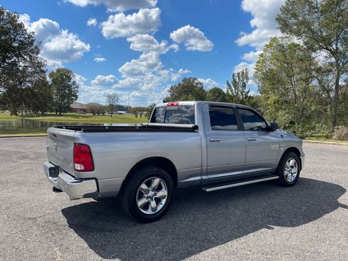 Used 2019 RAM 1500 Big Horn image 4