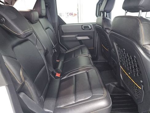 Used 2023 Ford Bronco Badlands AWD/4WD image 32