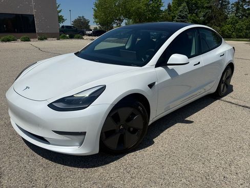 Used 2021 Tesla Model 3 Long Range AWD/4WD image 1