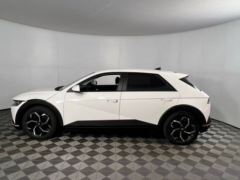 Used 2024 Hyundai Ioniq 5 SEL image 10