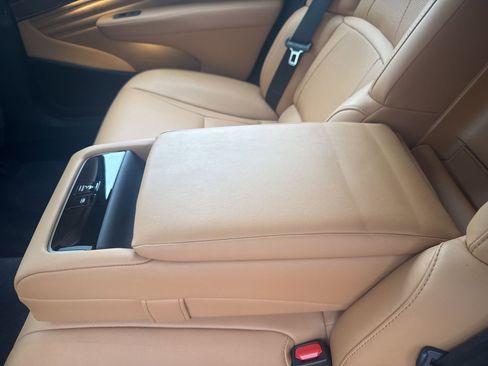 Used 2022 Lexus LS 500 image 24