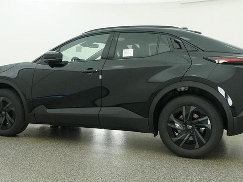 New 2026 Toyota C-HR AWD/4WD image 6