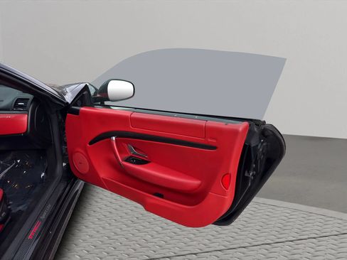 Used 2013 Maserati GranTurismo Sport RWD image 27