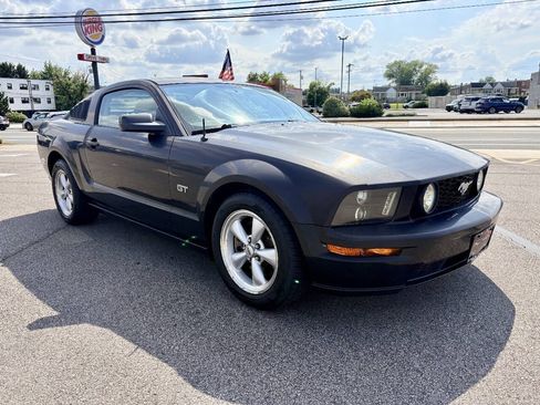 Used 2007 Ford Mustang GT Premium RWD image 8