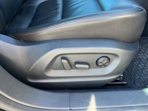 Used 2017 Volkswagen Tiguan Sport image 31