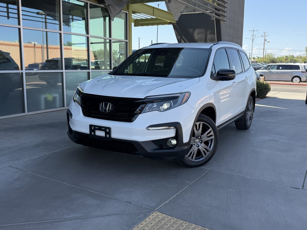 Used 2022 Honda Pilot Sport image 2