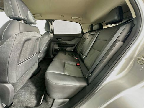 Used 2024 Nissan Ariya AWD image 27