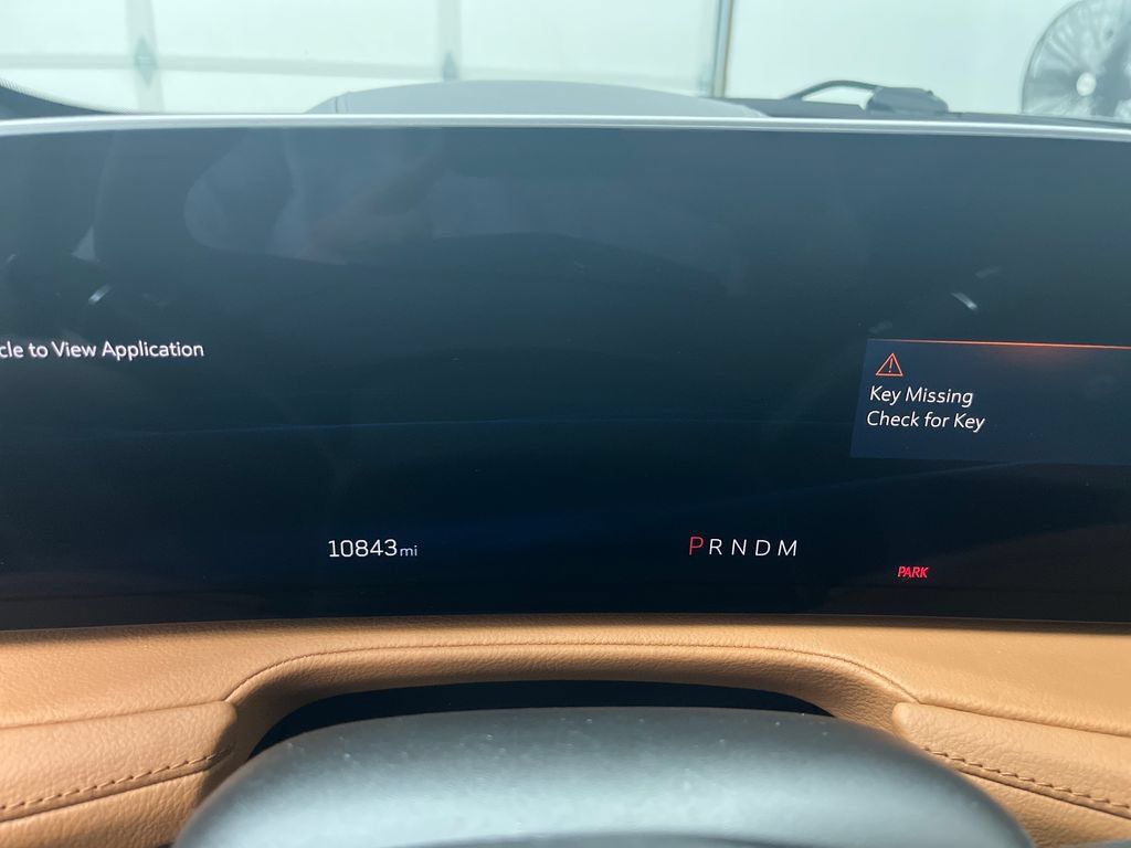 Used 2024 Cadillac XT4 Sport AWD/4WD image 17