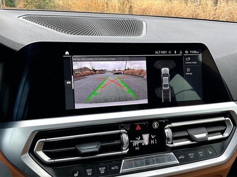 Used 2020 BMW 330i xDrive Sedan w/ Convenience Package image 17