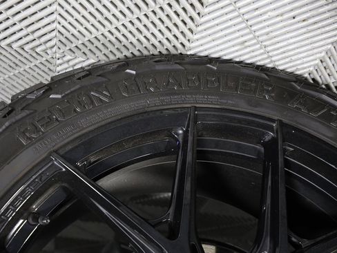 Used 2025 GMC Yukon AT4 Ultimate image 54