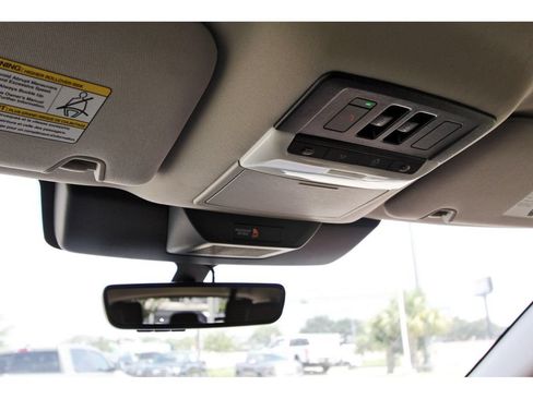 Used 2024 Nissan Pathfinder Platinum FWD image 28
