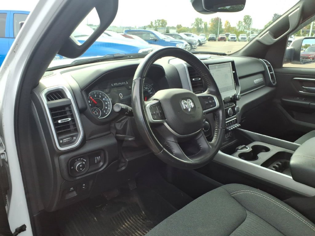 Used 2022 RAM 1500 Big Horn AWD/4WD image 12