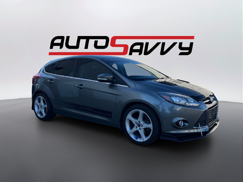 Used 2013 Ford Focus Titanium w/ Titanium Handling Pkg FWD image 3