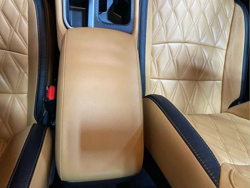 Used 2021 Nissan Sentra SV w/ SV Premium Package image 19