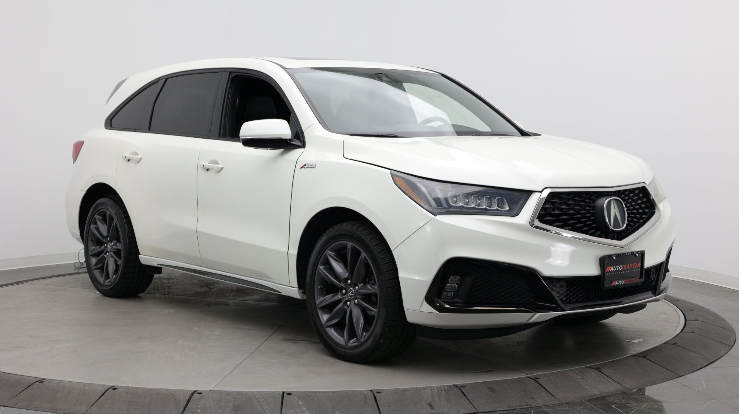 Used 2019 Acura MDX w/ Technology Package AWD/4WD image 3