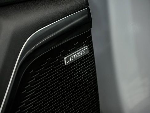 New 2026 GMC Acadia Denali image 7