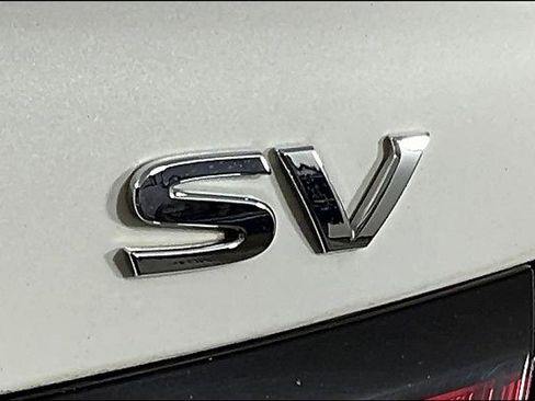 Used 2020 Nissan Versa SV FWD image 23
