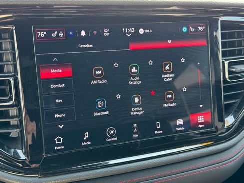 Used 2024 Dodge Durango GT image 44