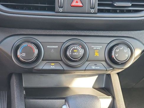 Used 2023 Kia Forte LXS w/ LXS Technology Package image 20