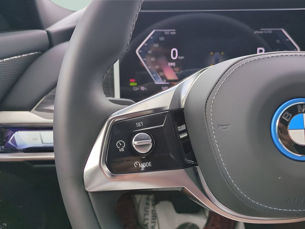 New 2026 BMW i7 eDrive50 w/ Executive Package RWD image 26