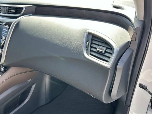 Used 2019 Nissan Murano Platinum image 28
